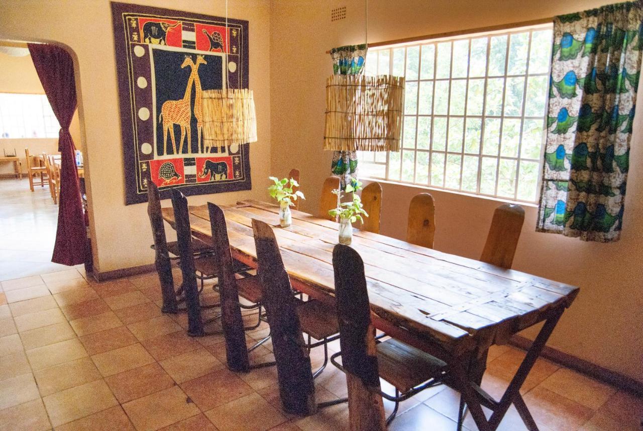 Blend Lodge And Kitchen - Pakachere Zomba Bagian luar foto