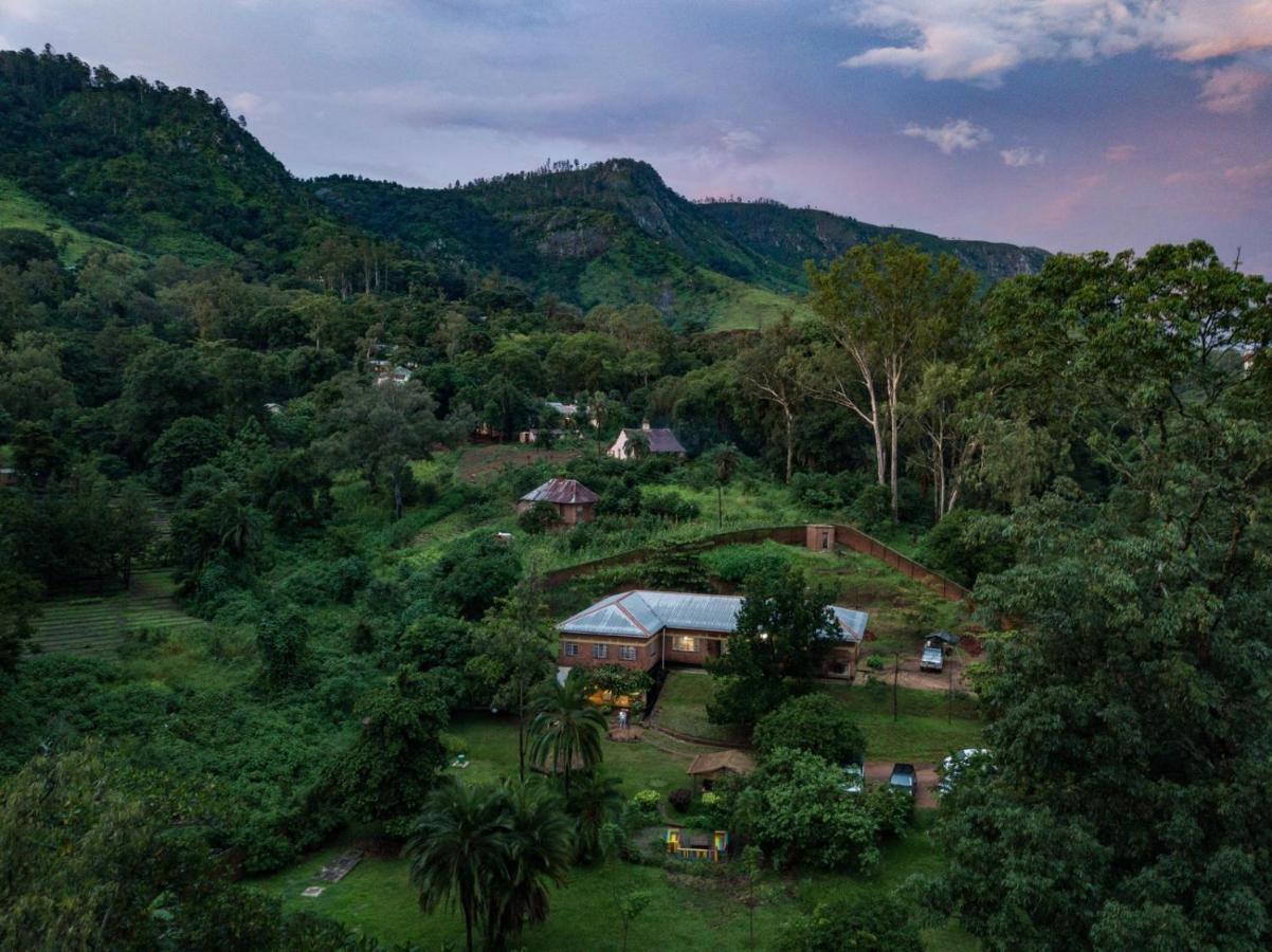 Blend Lodge And Kitchen - Pakachere Zomba Bagian luar foto