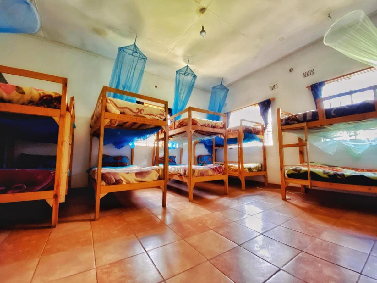 Blend Lodge And Kitchen - Pakachere Zomba Bagian luar foto