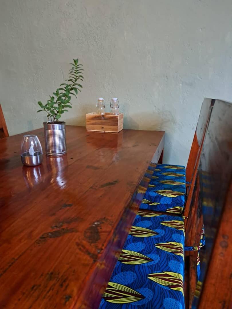Blend Lodge And Kitchen - Pakachere Zomba Bagian luar foto